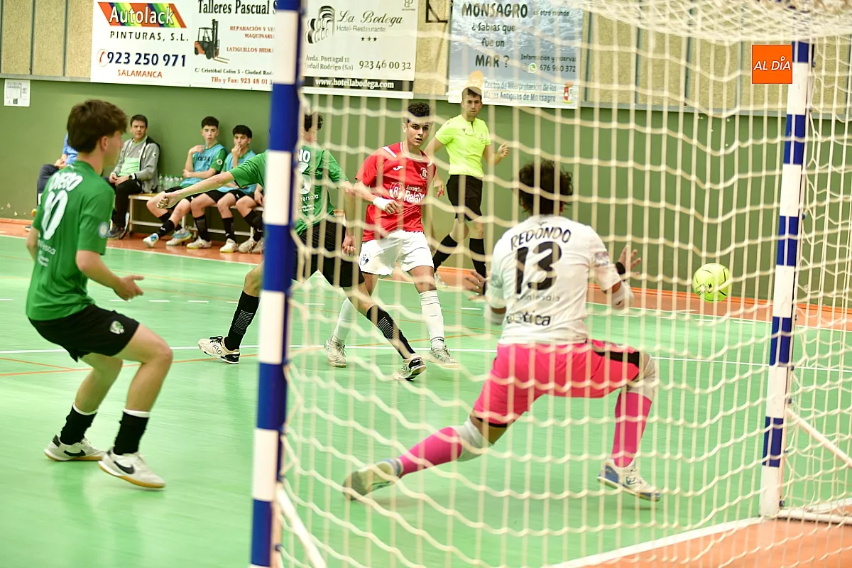 Foto 9 - El III Columnas regional juvenil se impone ante el Inter Sala B 