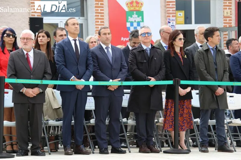 Foto 15 - La Guardia Civil conmemora su 182 aniversario en Galinduste con un homenaje a su labor en el medio rural