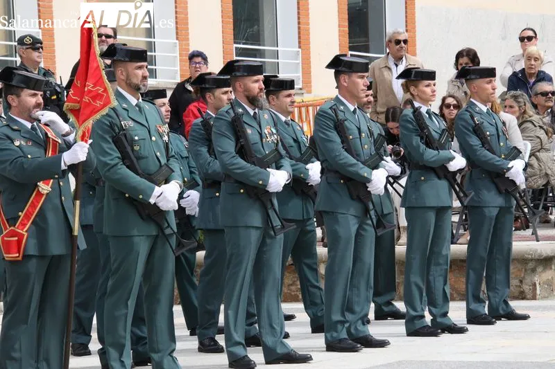 Foto 2 - La Guardia Civil conmemora su 182 aniversario en Galinduste con un homenaje a su labor en el medio rural