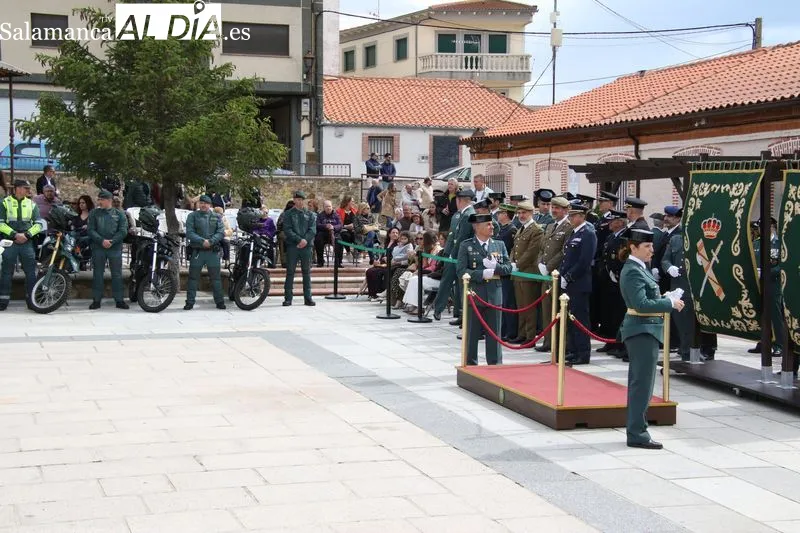 Foto 4 - La Guardia Civil conmemora su 182 aniversario en Galinduste con un homenaje a su labor en el medio rural