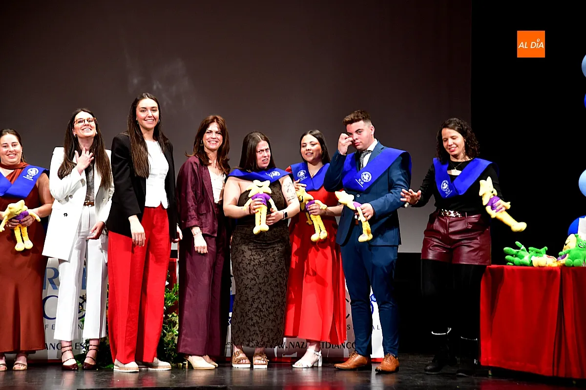 Foto 5 - El Centro F.P. Nazaret Blanco grad&uacute;a a su quinta promoci&oacute;n