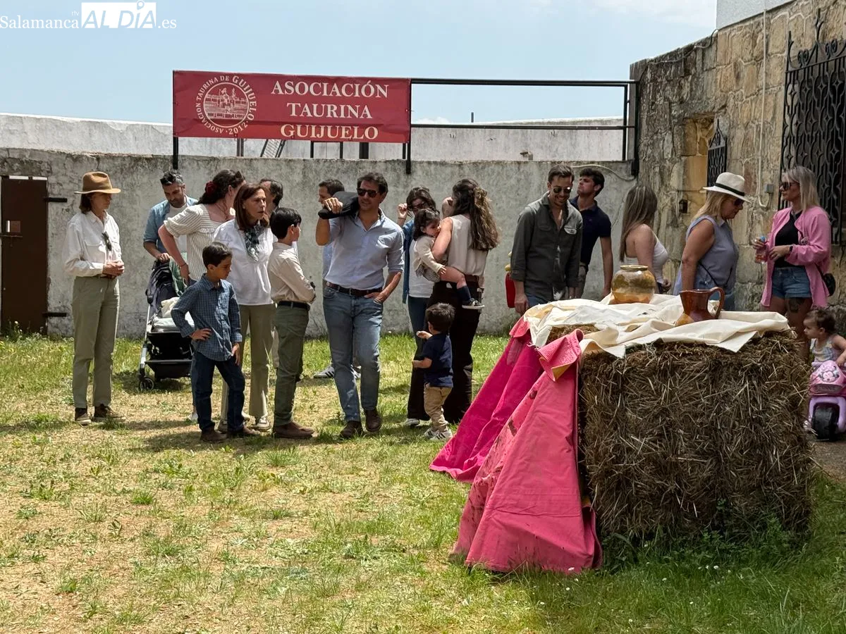 Diosleguarde comparte un tentadero con la afición de Guijuelo. Fotos: Toni Sánchez