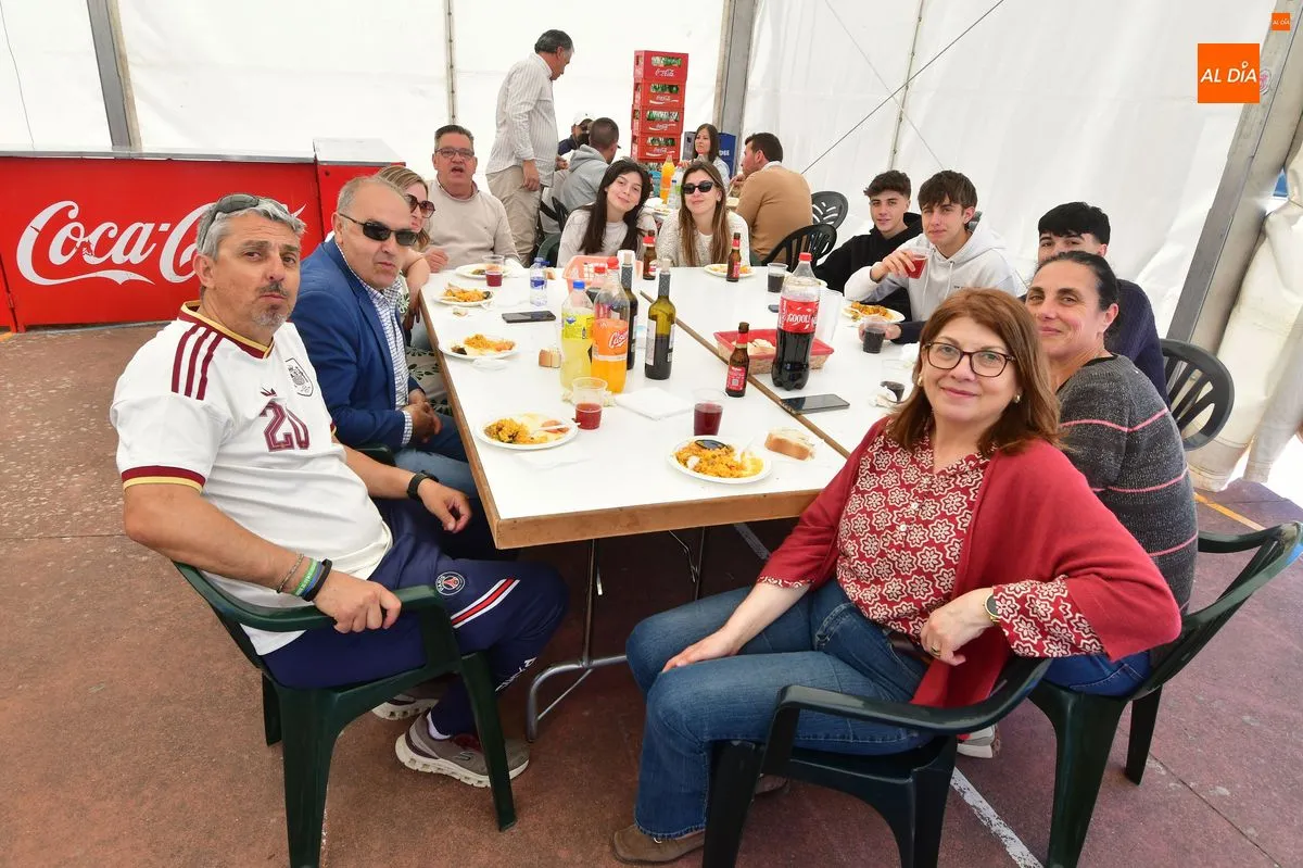 Paella popular por San Isidro en Carpio de Azaba