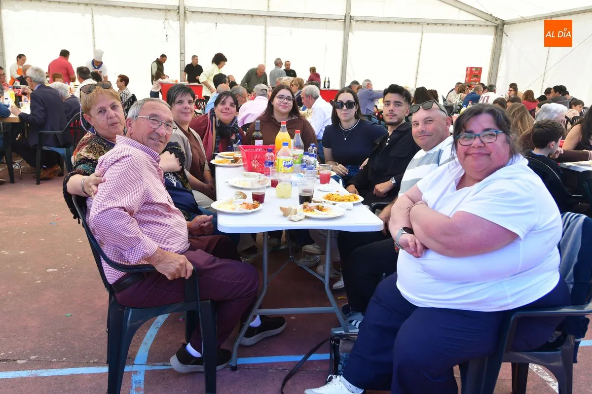 Paella popular por San Isidro en Carpio de Azaba