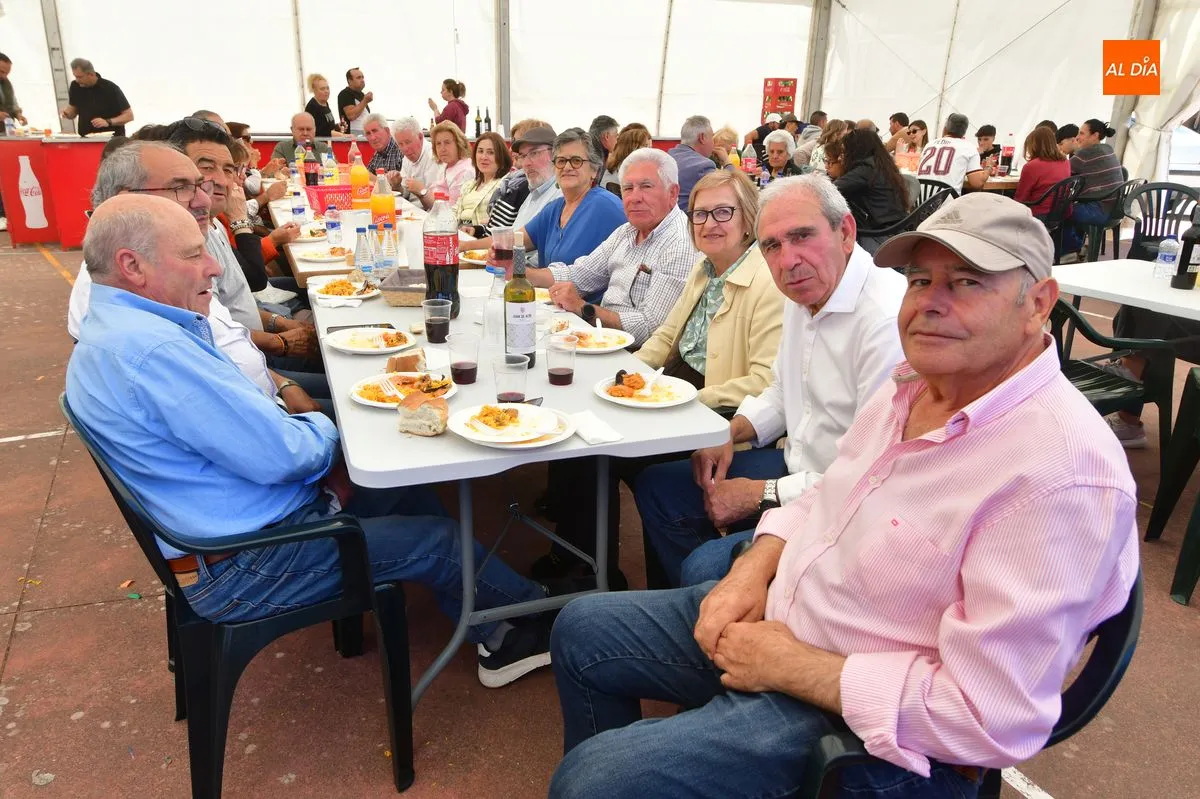 Paella popular por San Isidro en Carpio de Azaba