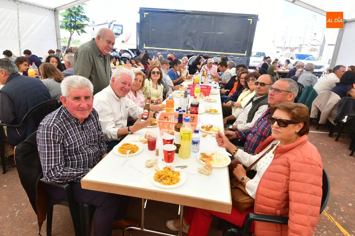 Paella popular por San Isidro en Carpio de Azaba