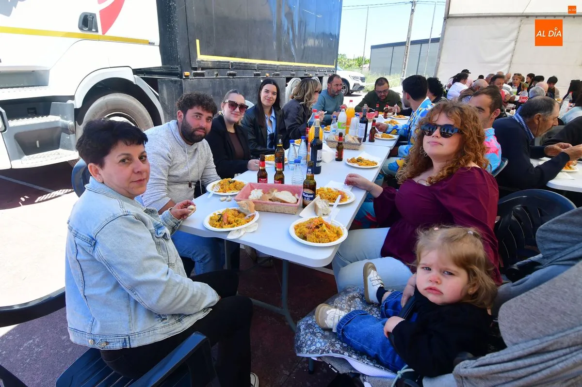 Paella popular por San Isidro en Carpio de Azaba