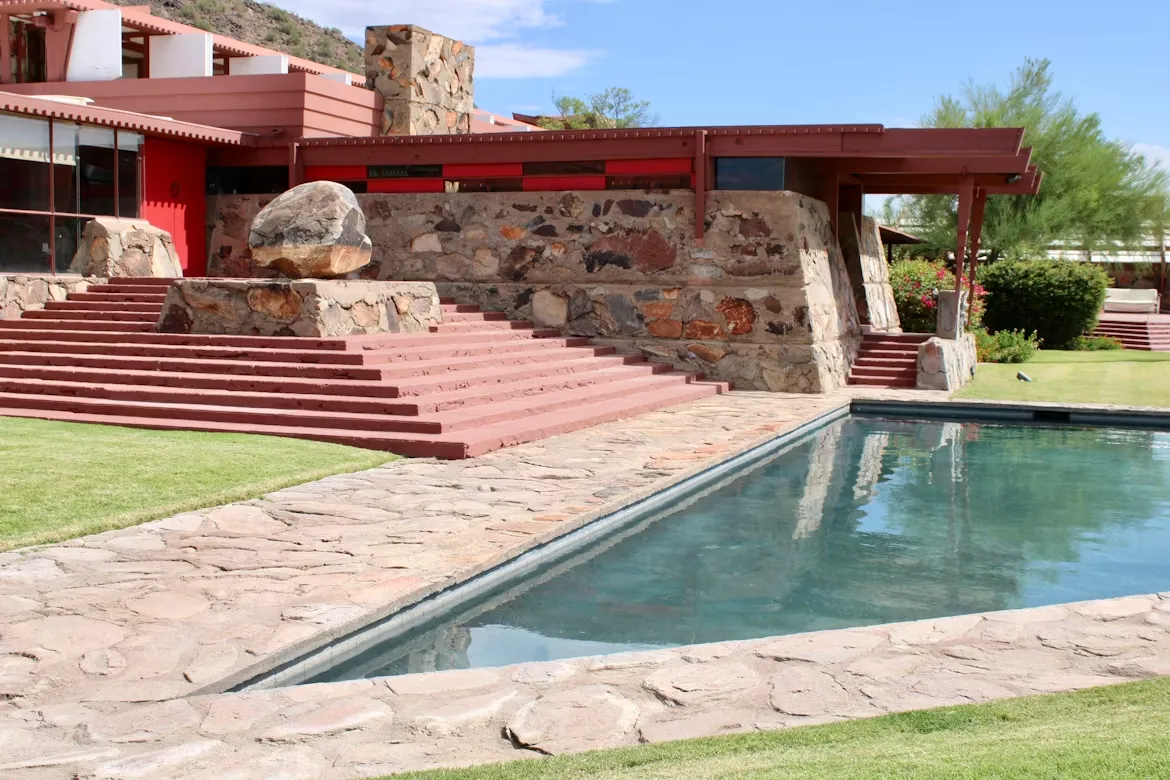 El impacto de piscina privada en  valor patrimonial de  vivienda