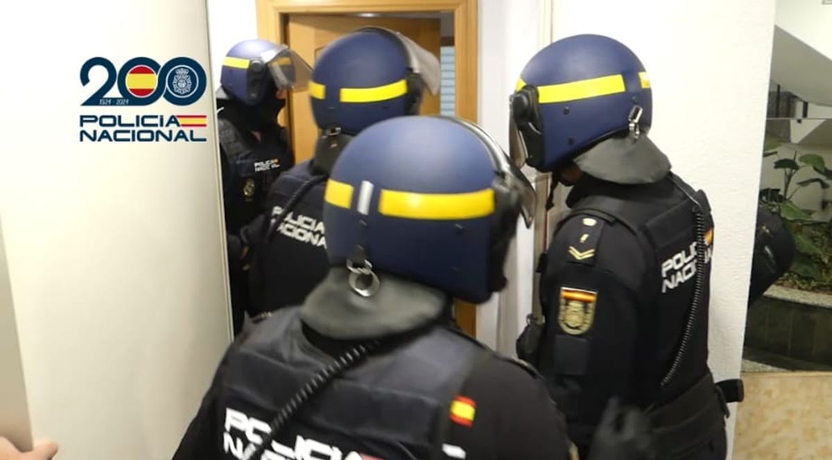 VÍDEO | Espectacular operación de la Policía Nacional que cierra tres narcopisos blindados en Buenos Aires y Capuchinos