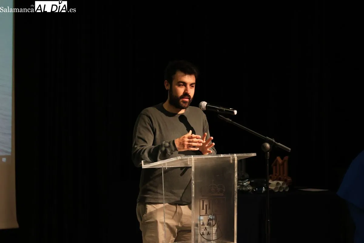 Entrega de los Premios 'Motivar para Emprender' en el Centro Cultural de Santa Marta de Tormes. Foto de David Sañudo