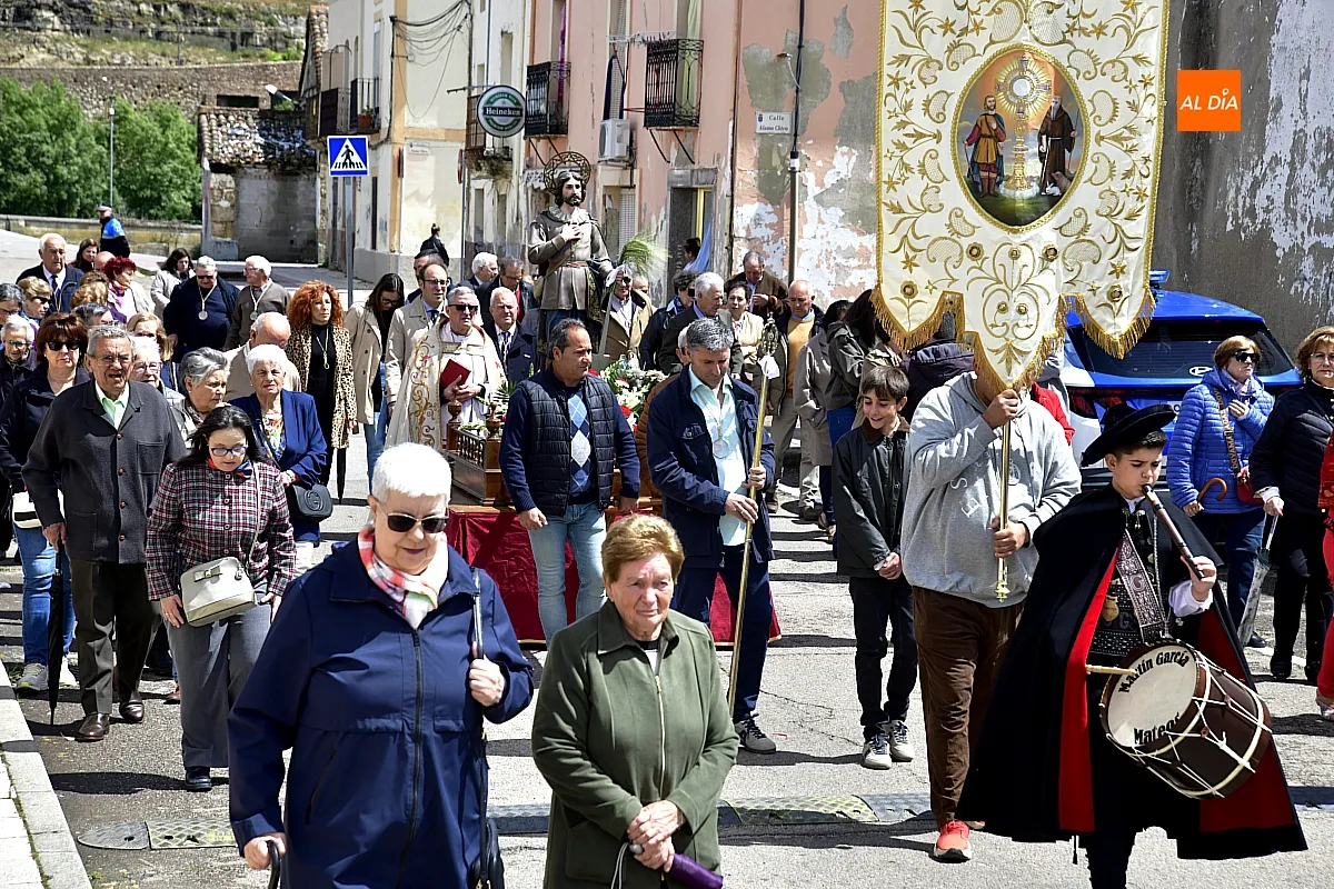 Procesión San Isidro en Arrabal de Puente