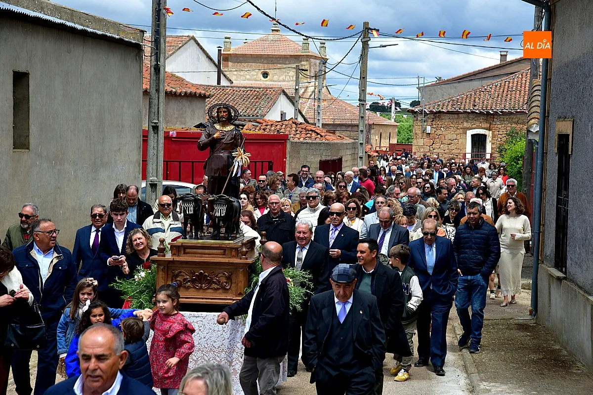 Procesión San Isidro Labrador en Cabrillas