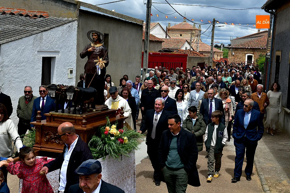 Procesión San Isidro Labrador en Cabrillas