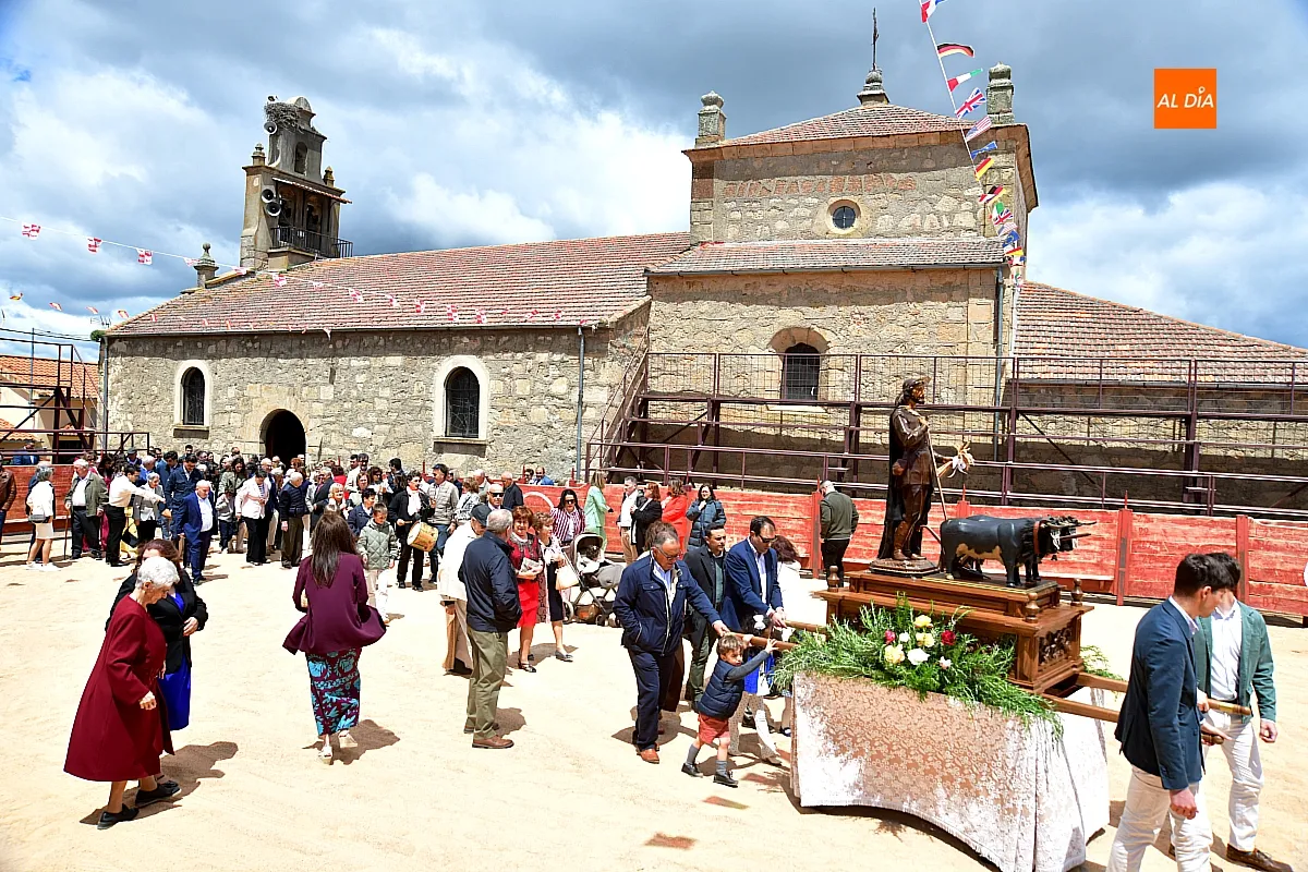 Procesión San Isidro Labrador en Cabrillas