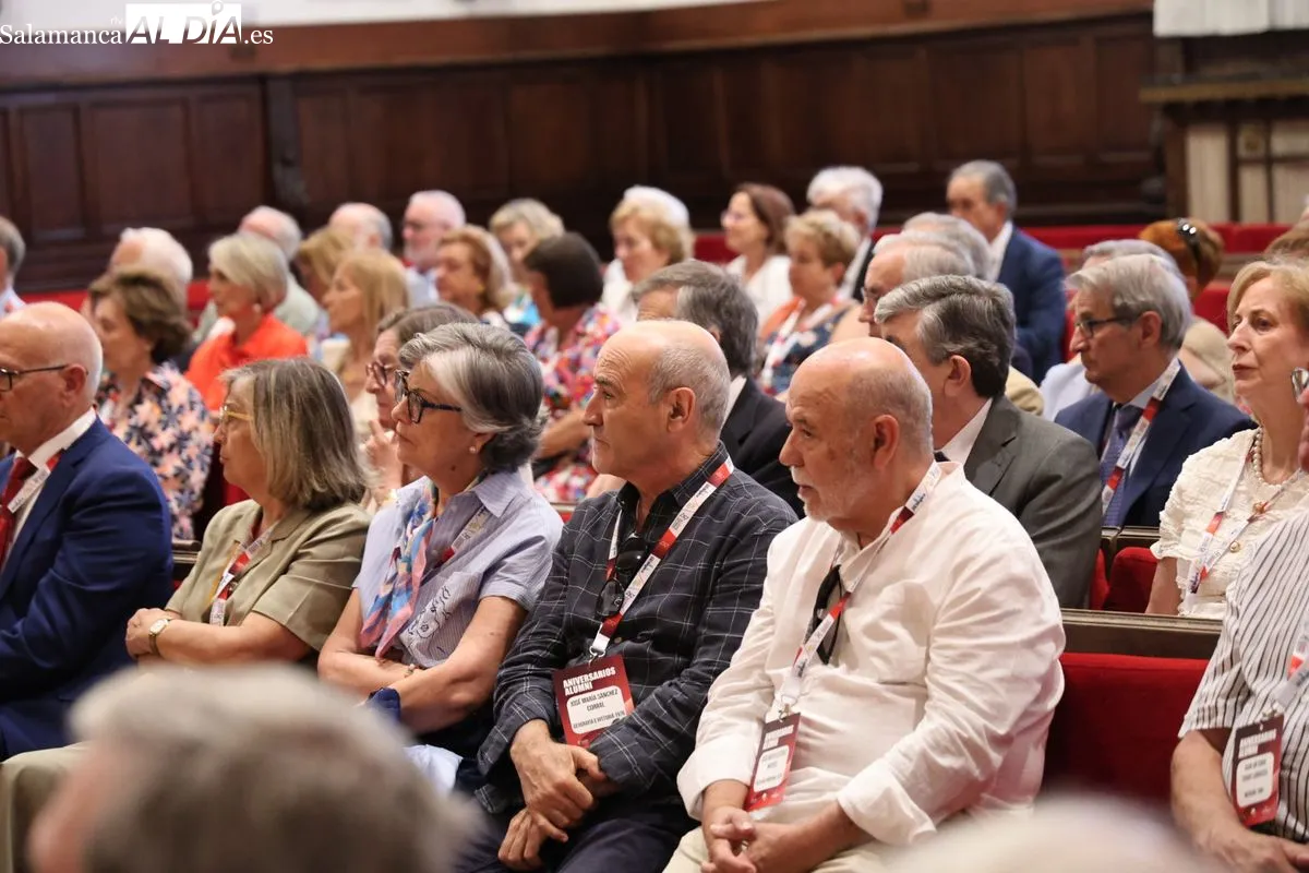 Salamanca acoge el reencuentro de graduados de la USAL de hace hasta 60 años | FOTOS: David Sañudo