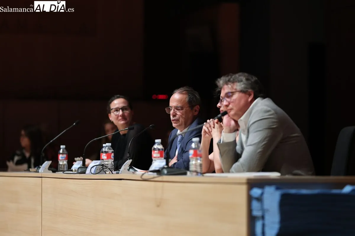 Los nuevos maestros de Infantil y Primaria de la USAL cierran su etapa universitaria | FOTOS: David Sañudo