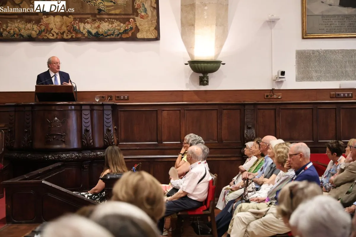 Salamanca acoge el reencuentro de graduados de la USAL de hace hasta 60 años | FOTOS: David Sañudo
