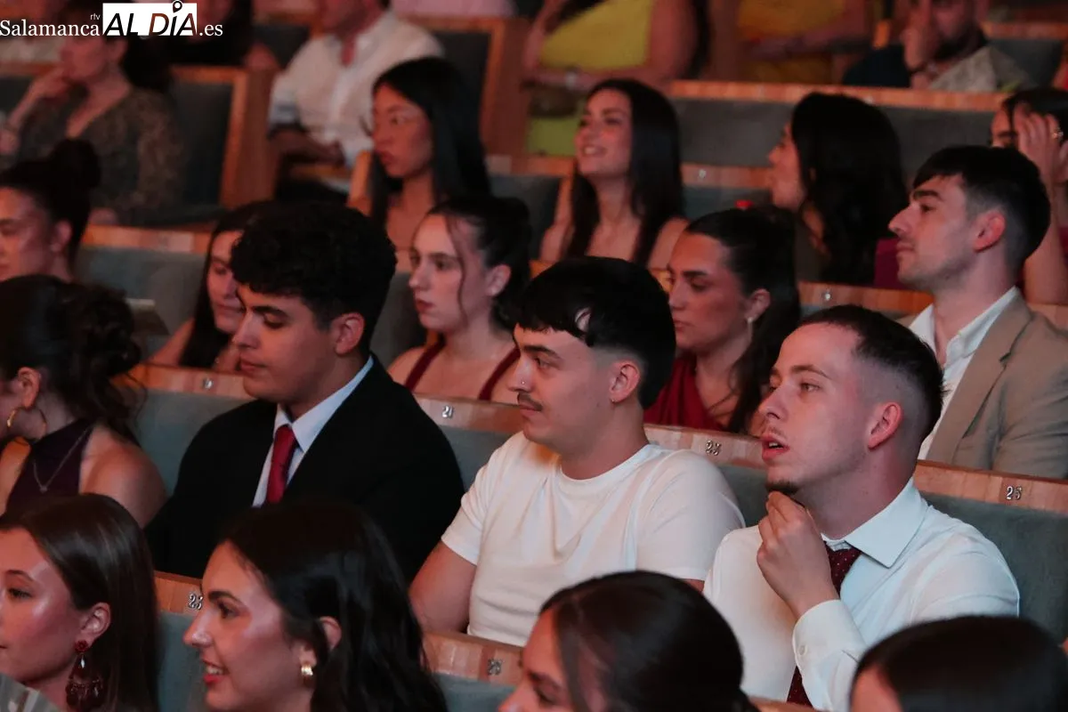 Los nuevos maestros de Infantil y Primaria de la USAL cierran su etapa universitaria | FOTOS: David Sañudo