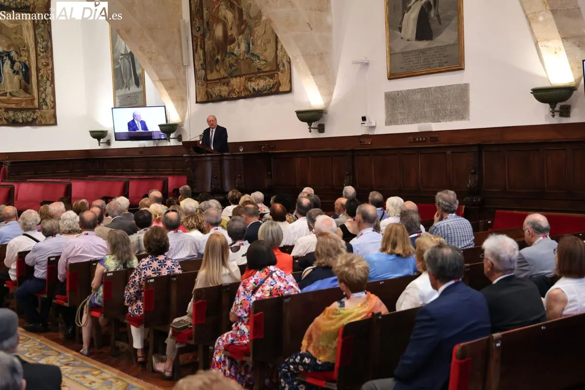 Salamanca acoge el reencuentro de graduados de la USAL de hace hasta 60 años | FOTOS: David Sañudo
