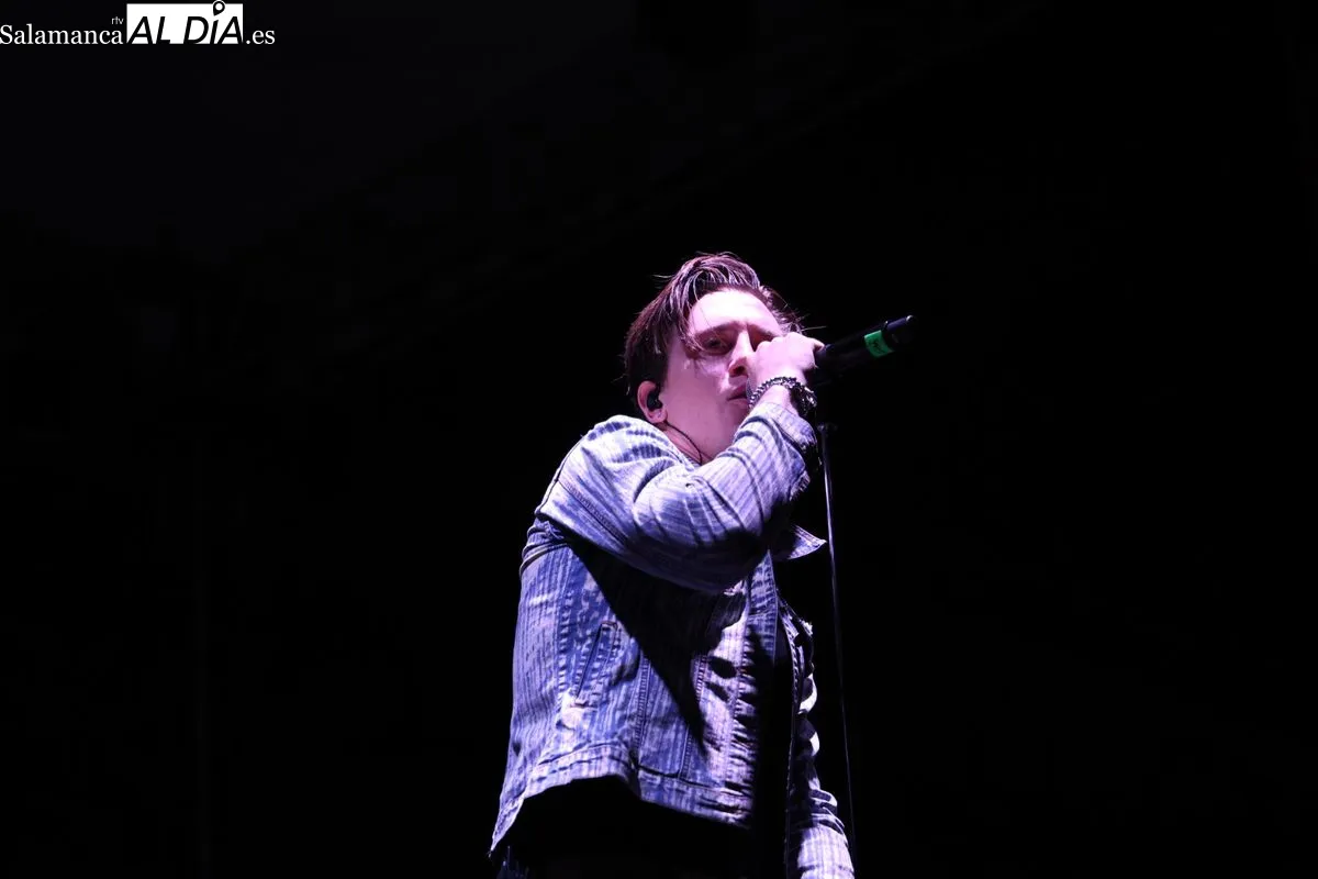 Walls conquista y pone a cantar a la Plaza Mayor de Salamanca | FOTOS: David Sañudo