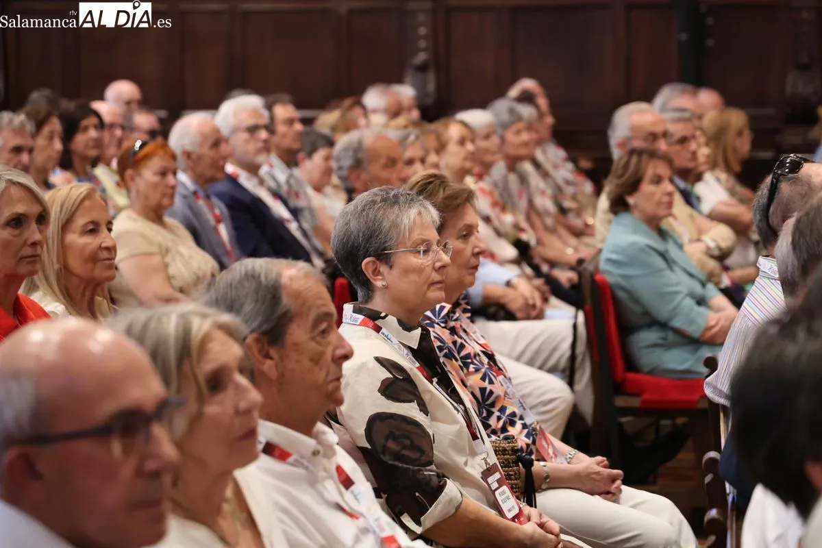 Salamanca acoge el reencuentro de graduados de la USAL de hace hasta 60 años | FOTOS: David Sañudo