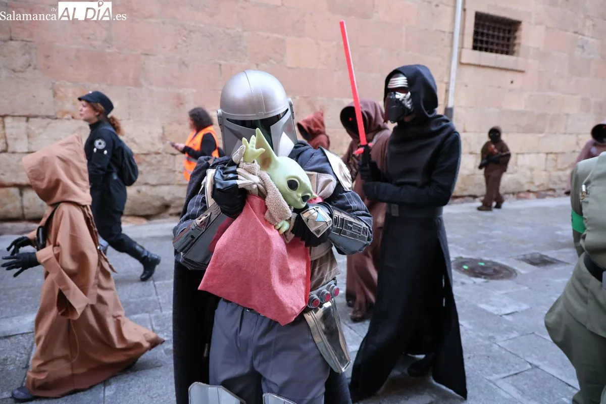 La magia de Star Wars inunda Salamanca por una causa solidaria | FOTOS: David Sañudo 