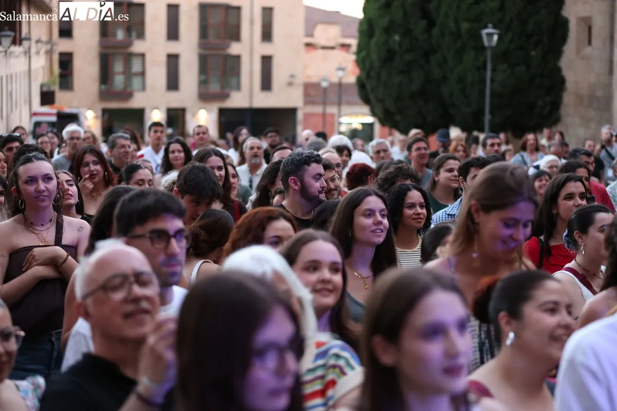 Gara Durán conquista al público del Patio Chico en el FÀCYL | FOTOS: David Sañudo
