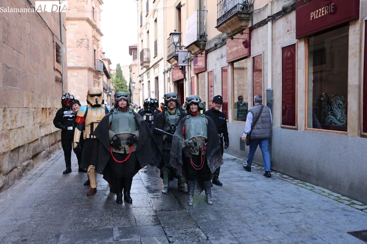 La magia de Star Wars inunda Salamanca por una causa solidaria | FOTOS: David Sañudo 