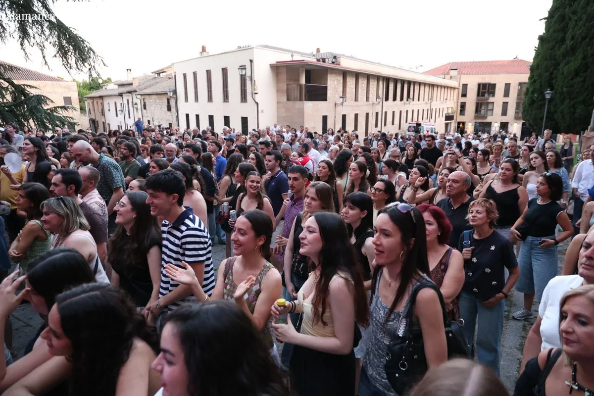 Gara Durán conquista al público del Patio Chico en el FÀCYL | FOTOS: David Sañudo