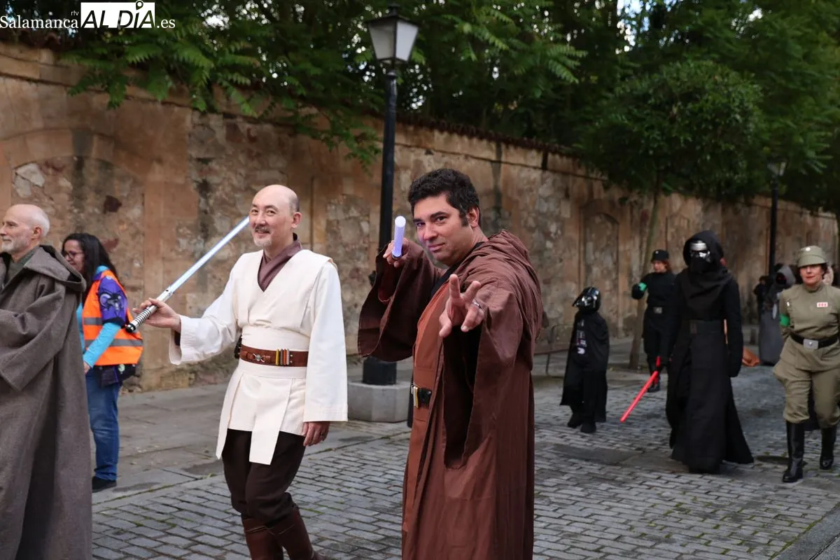 VÍDEO Y FOTOS | La magia de Star Wars inunda Salamanca por una causa solidaria