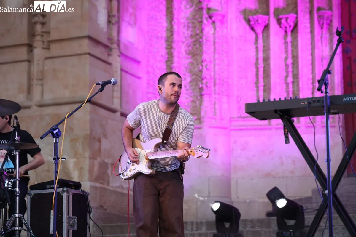 Gara Durán conquista al público del Patio Chico en el FÀCYL | FOTOS: David Sañudo