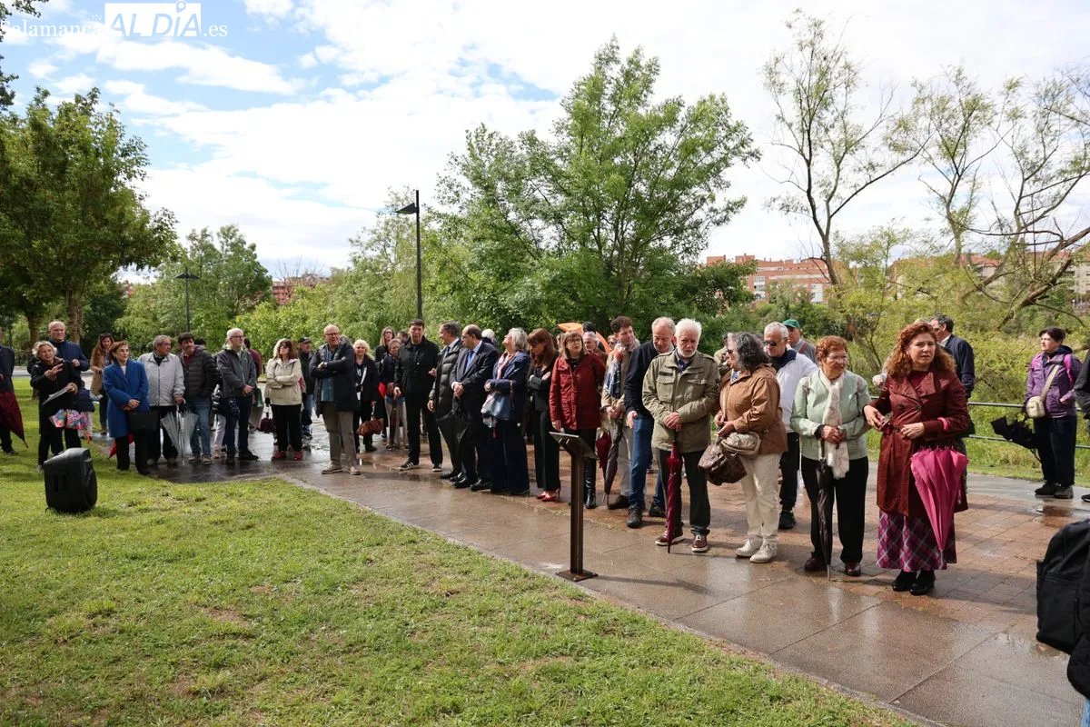 Salamanca rinde homenaje a las víctimas del Holocausto | FOTOS: David Sañudo