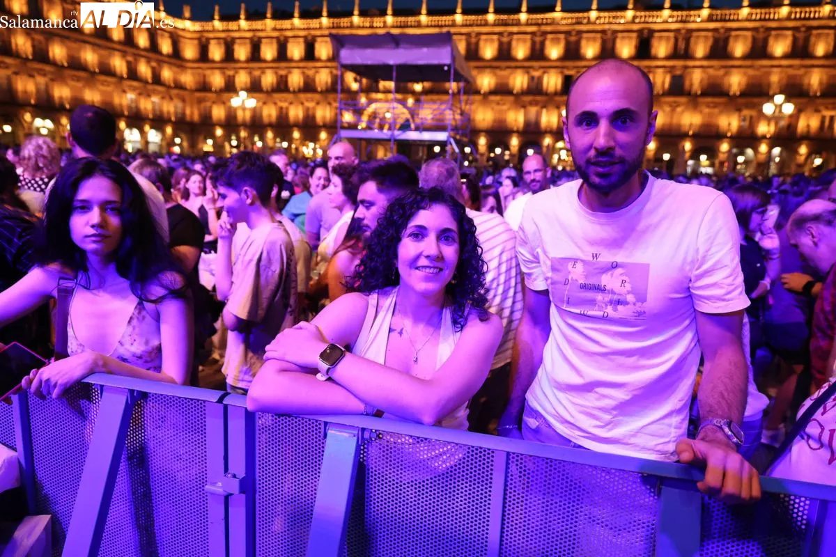 Concierto de Shinova en la Plaza Mayor de Salamanca | FOTOTS: David Sañudo