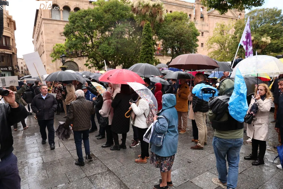Protesta por las conexiones ferroviarias en Salamanca | FOTOS: David Sañudo 