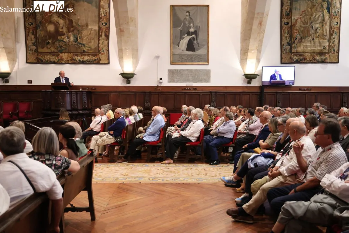 Salamanca acoge el reencuentro de graduados de la USAL de hace hasta 60 años | FOTOS: David Sañudo