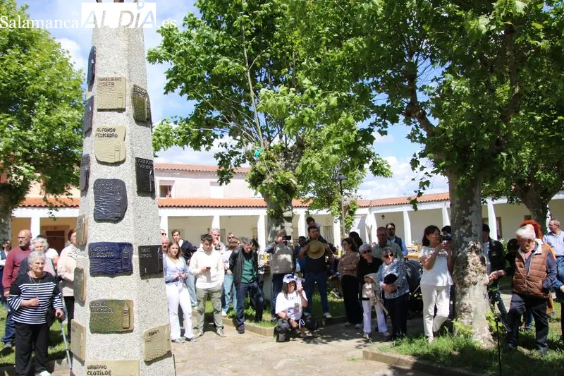 Foto 7 - Un monolito y 31 placas de cer&aacute;mica para no olvidar a los colonos de Torrej&oacute;n de Alba