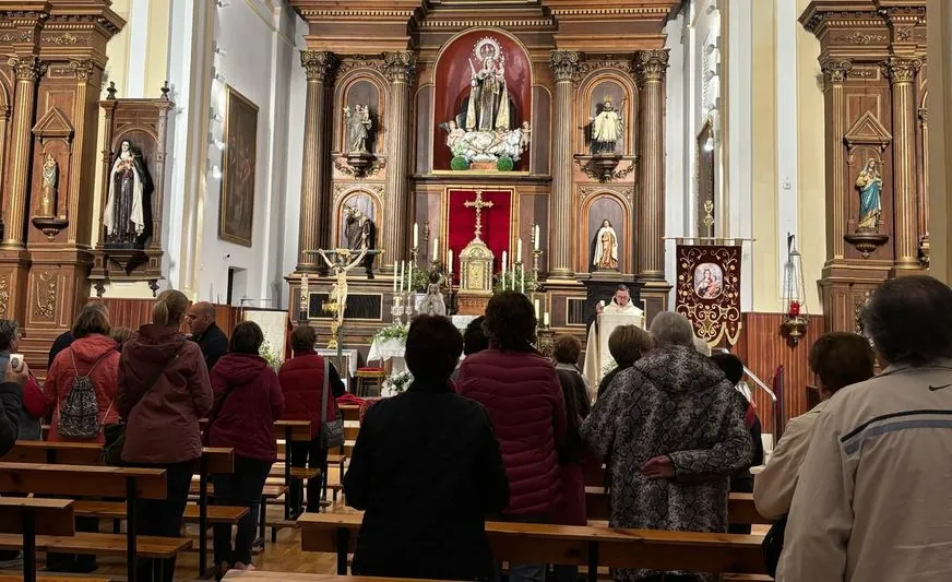 Foto 6 - Alba de Tormes conmemora la festividad de la Virgen de F&aacute;tima