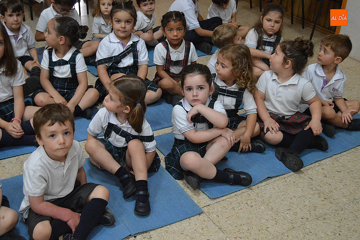 Foto 4 - Los peque&ntilde;os de 3&ordm; de Infantil del Colegio Misioneras de la Providencia- Santa Teresa se despiden de su etapa en Infantil