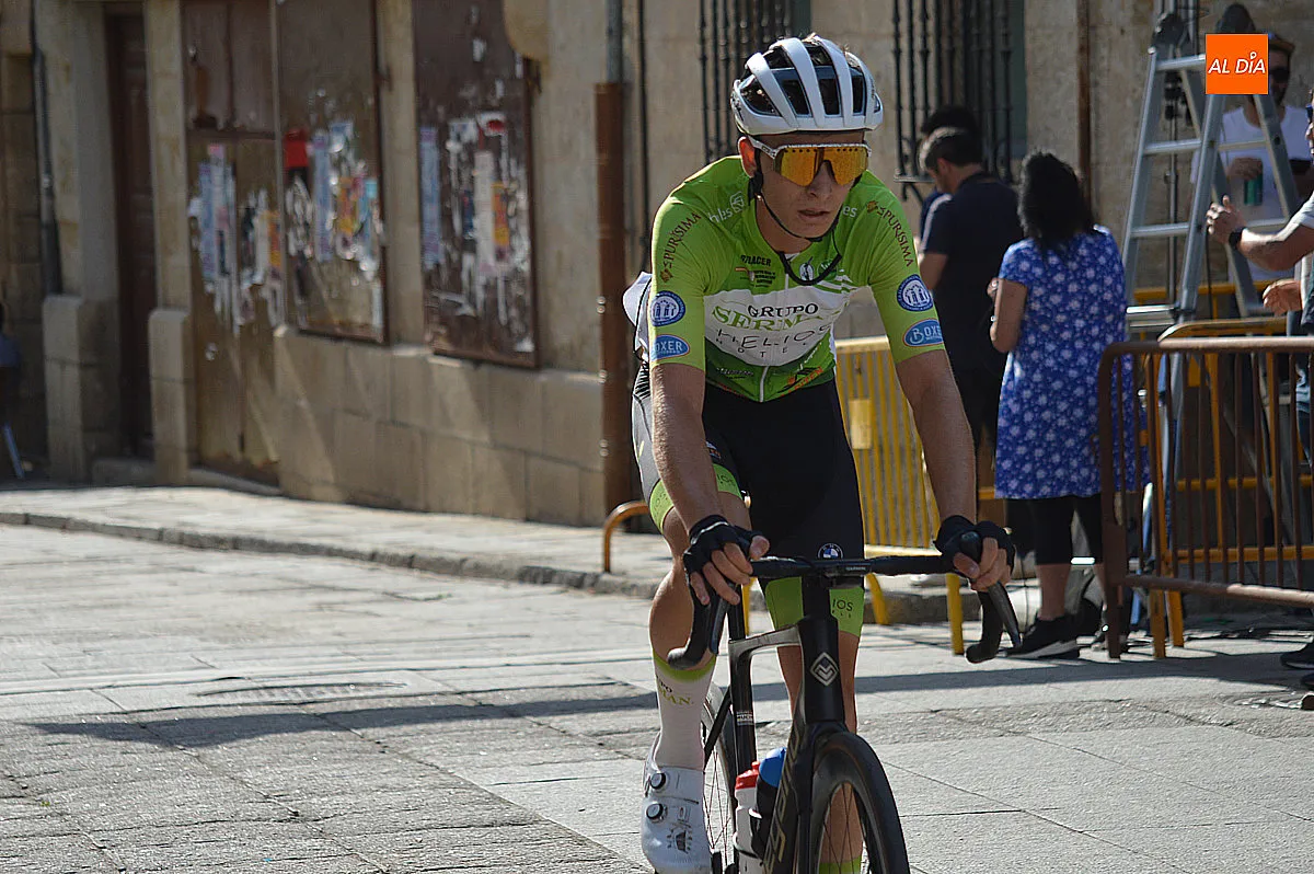 Foto 16 - La primera etapa de la I Vuelta Ciclista Salamanca Junior concluye con Carlos Tienda como l&iacute;der de la clasificaci&oacute;n