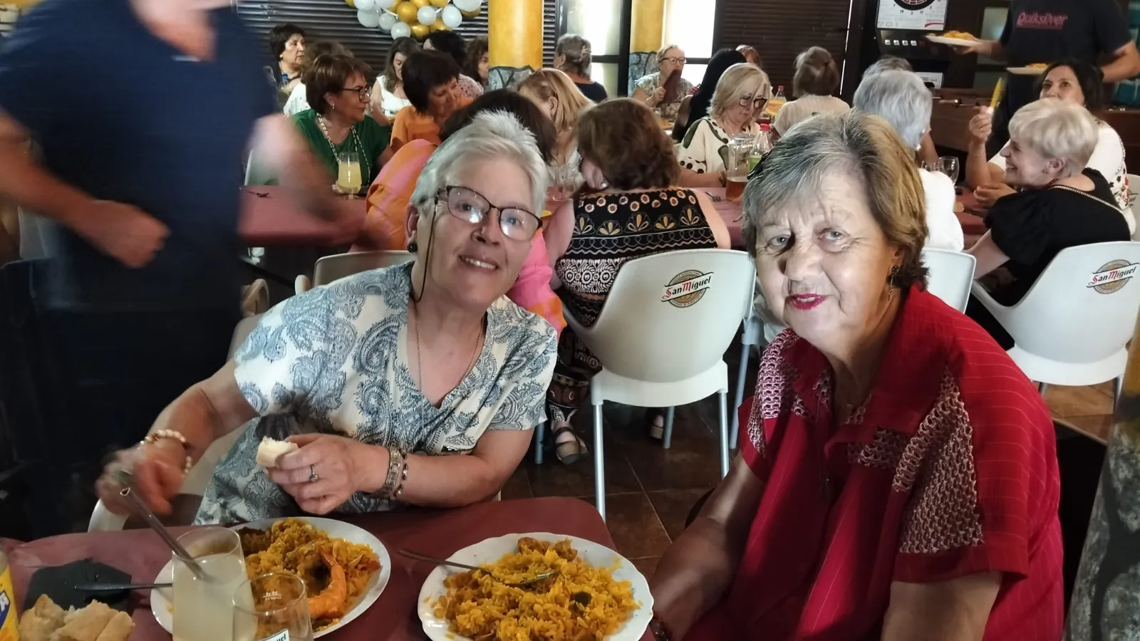 Foto 8 - La Asociaci&oacute;n de Mujeres Siglo XXI de Macotera festeja sus 30 a&ntilde;os rodeada de cari&ntilde;o, emociones y reconocimiento