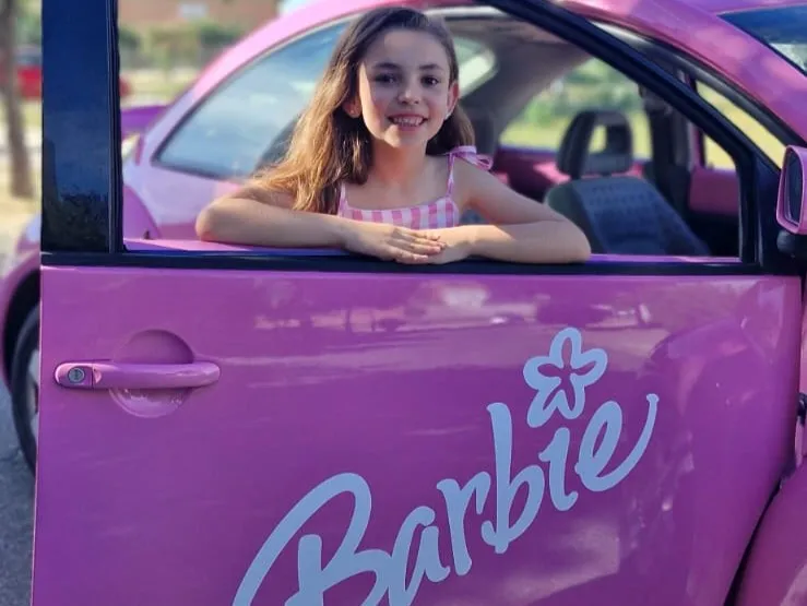 Foto 3 - Los veh&iacute;culos de Barbie y Parque Jur&aacute;sico llegan al Centro Comercial El Tormes este s&aacute;bado