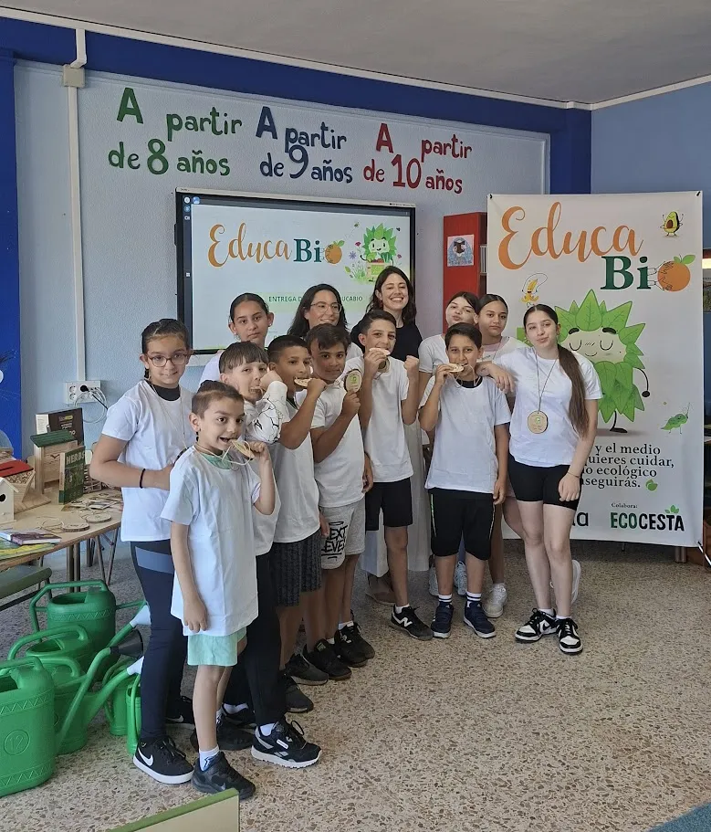 Foto 2 - Un huerto escolar como laboratorio vivo: el CEIP Alfonso X el Sabio se alza con el premio nacional EDUCABIO