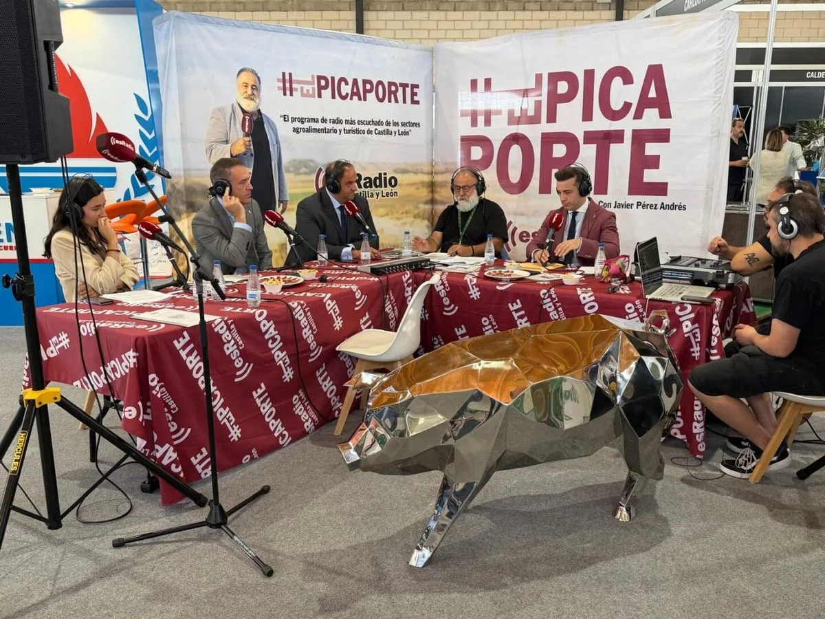 Foto 4 - Gran presencia de profesionales en la FIC de Guijuelo