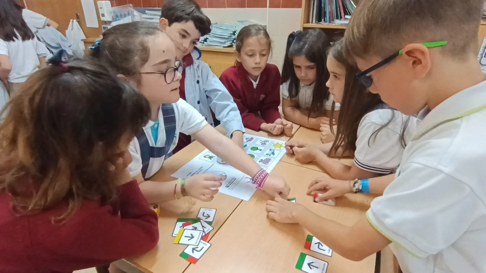 Foto 3 - Alumnos del San Juan Bosco descubren la rob&oacute;tica con el programa Escuela 4.0