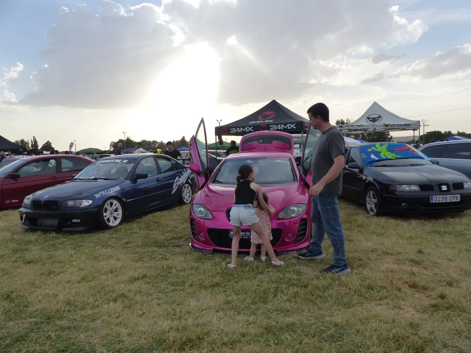 Foto 4 - La Quedada Motor Show convierte a Villoria en la multitudinaria capital provincial del motor