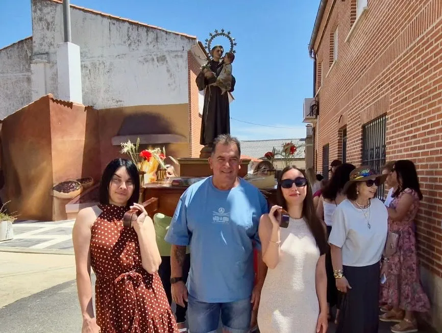 Foto 11 - Malpartida y Nava de Sotrobal honran a San Antonio con multitudinarias celebraciones