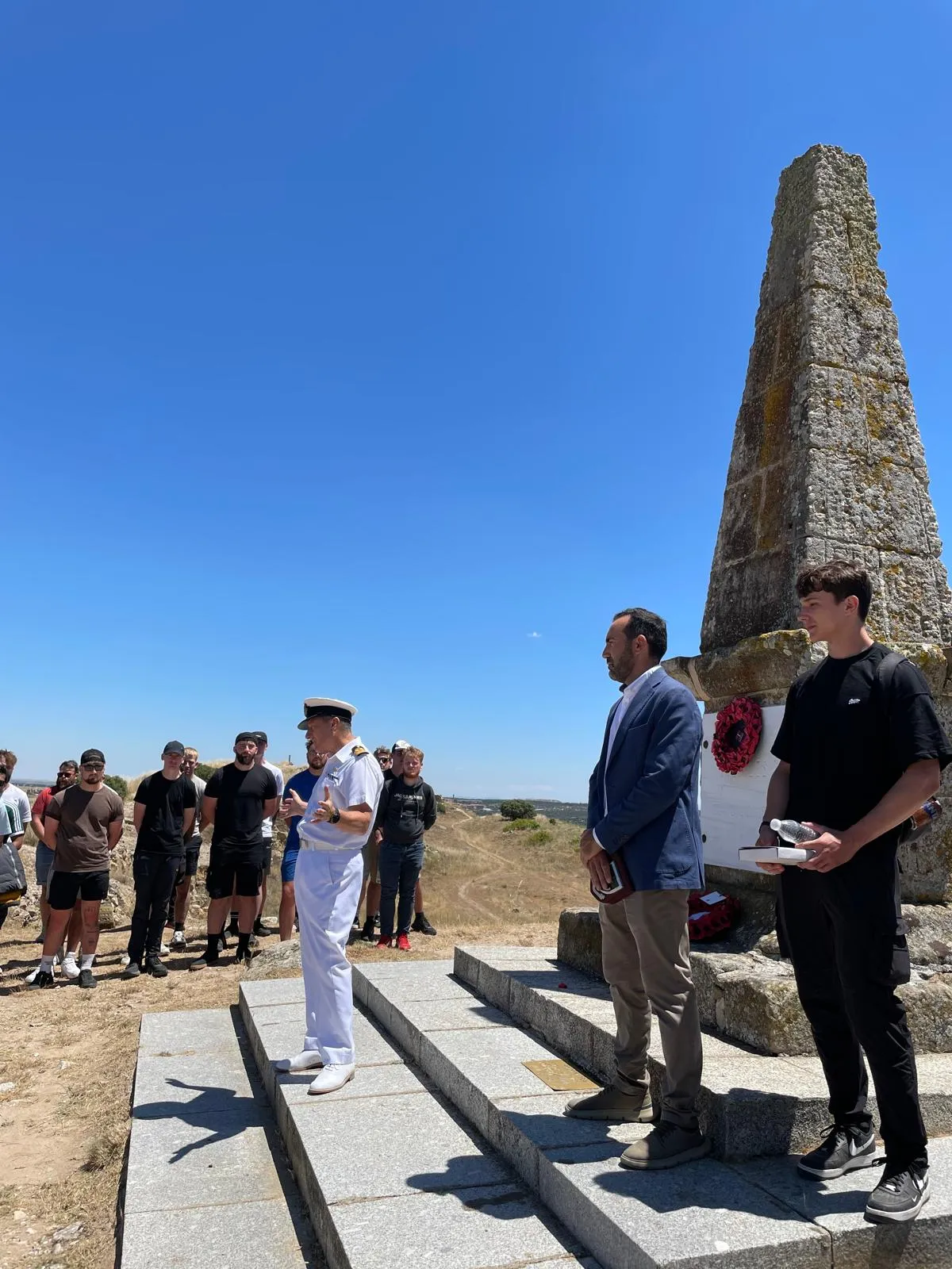 Foto 5 - Militares brit&aacute;nicos y espa&ntilde;oles se al&iacute;an de nuevo en Arapiles