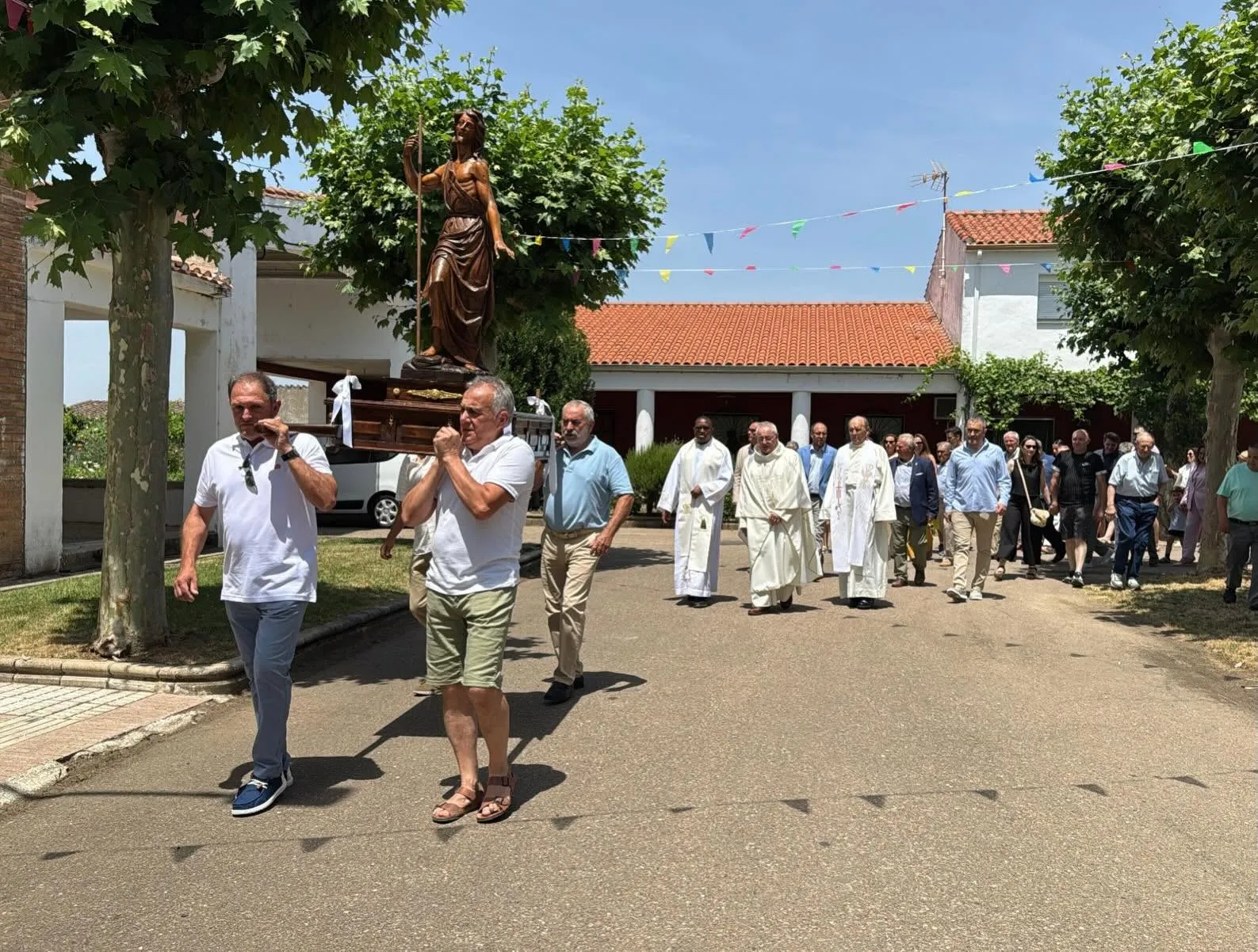 Sanjuanejo prosigue su periplo festivo en honor a San Juan