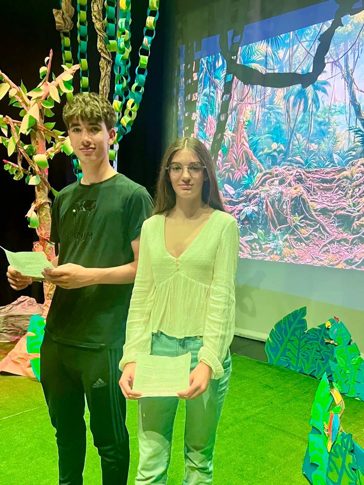 Foto 11 - Emoci&oacute;n y aplausos en el Calder&oacute;n con &lsquo;El Libro de la Selva&rsquo; del Colegio La Encarnaci&oacute;n