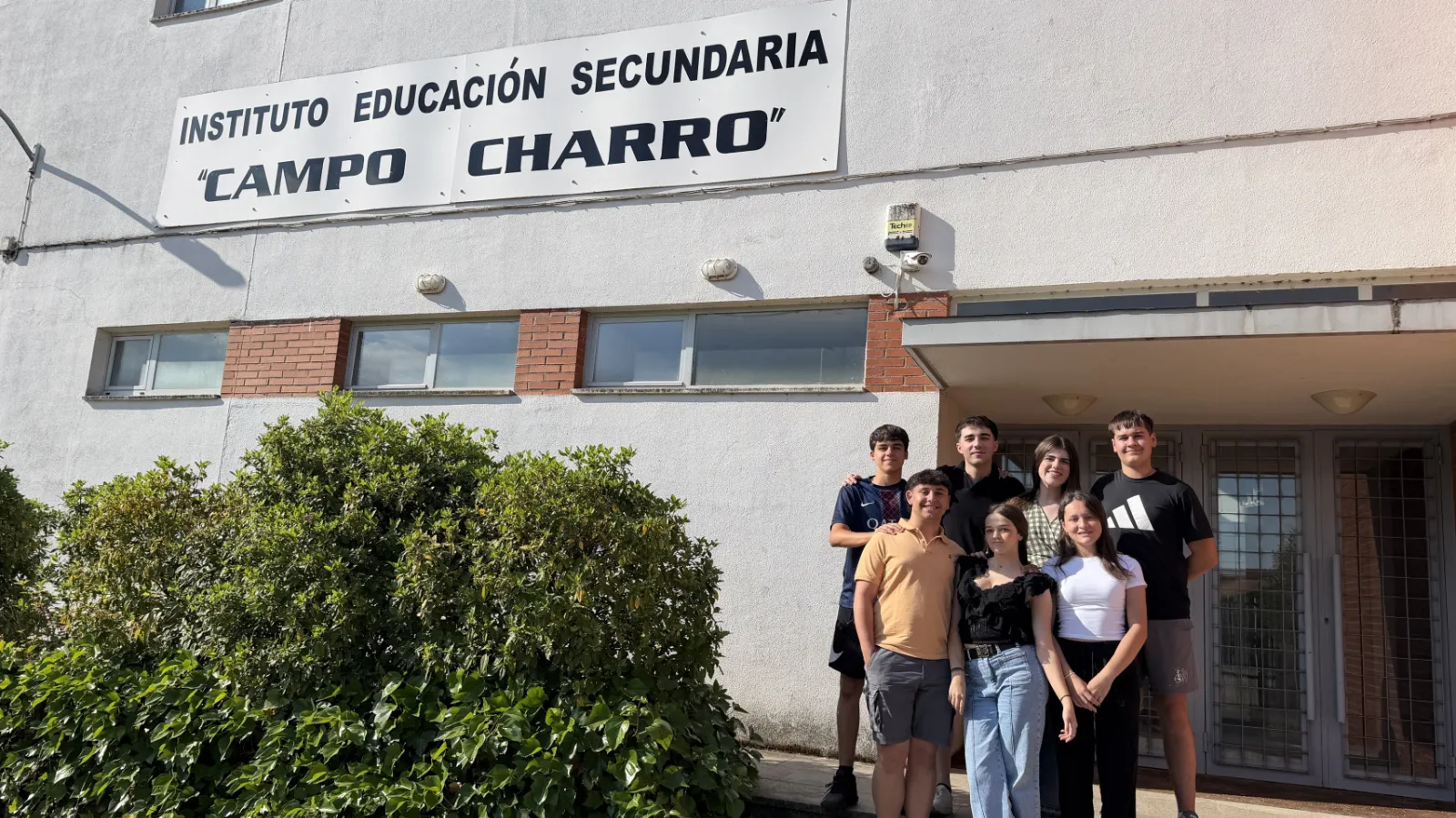 Alumnos de La Fuente de San Esteban elaboran un cortometraje inspirado en el legado de la Escuela de Salamanca. Fotos: USAL